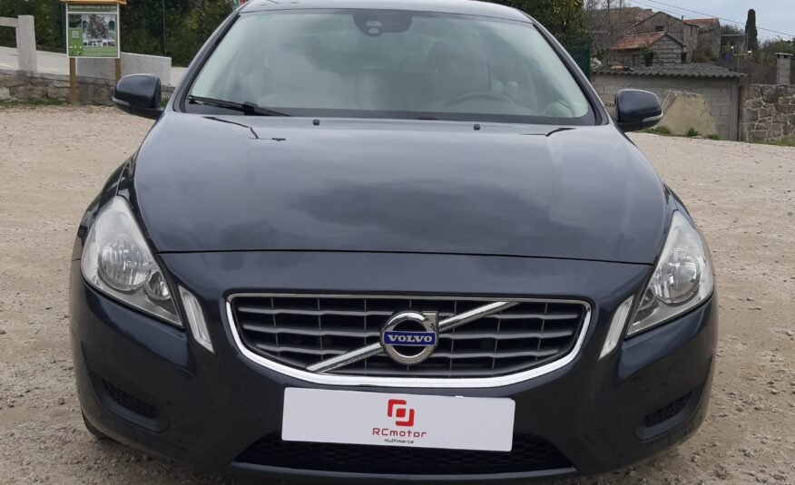 VOLVO V60 2.0 163cv D3 KINETIC AUTO