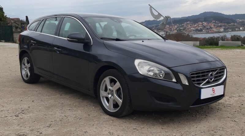 VOLVO V60 2.0 163cv D3 KINETIC AUTO