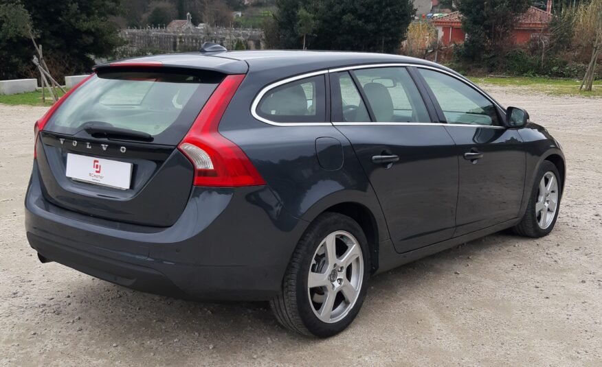 VOLVO V60 2.0 163cv D3 KINETIC AUTO