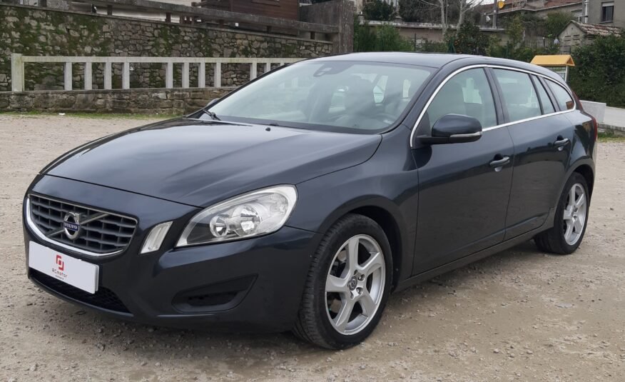VOLVO V60 2.0 163cv D3 KINETIC AUTO