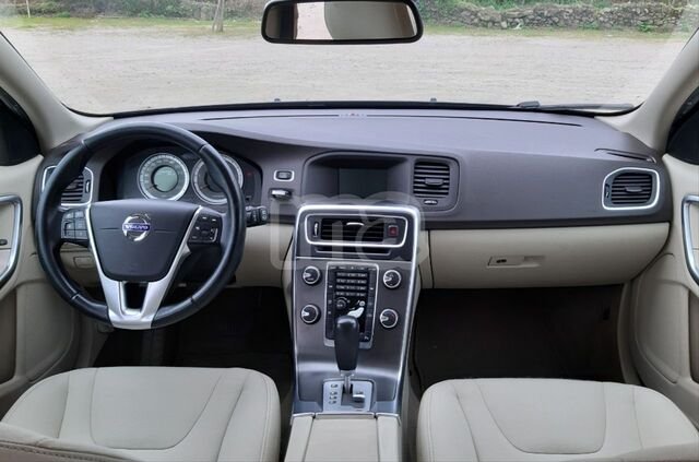 VOLVO V60 2.0 163cv D3 KINETIC AUTO