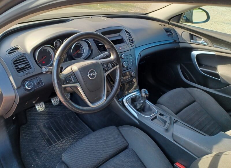 OPEL INSIGNIA 2.0 CDTI 160 cv cosmo