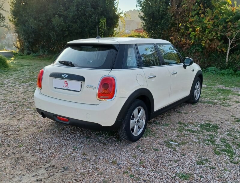 MINI one D 5puertas