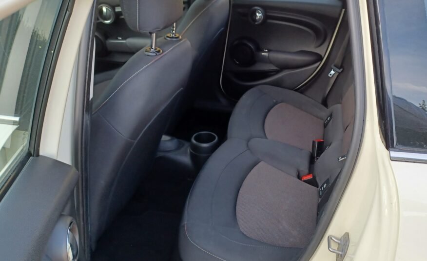 MINI one D 5puertas