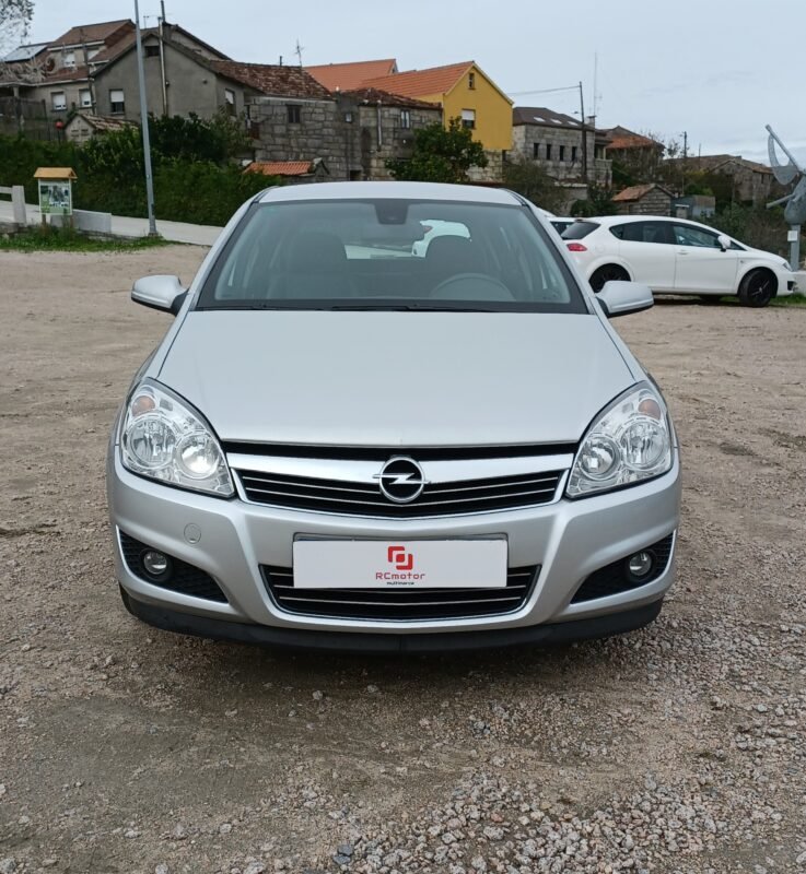 OPEL Astra 1.4 90 cv edition