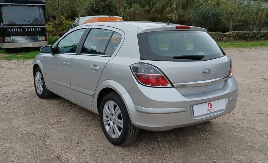 OPEL Astra 1.4 90 cv edition
