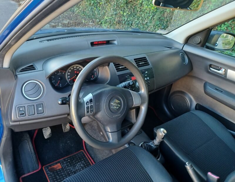 Suzuki Swift 1.3 ddis 70 cv glx