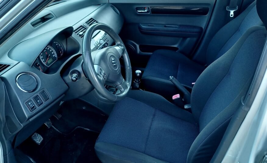 Suzuki Swift 1.4 90 cv 4×4 gl