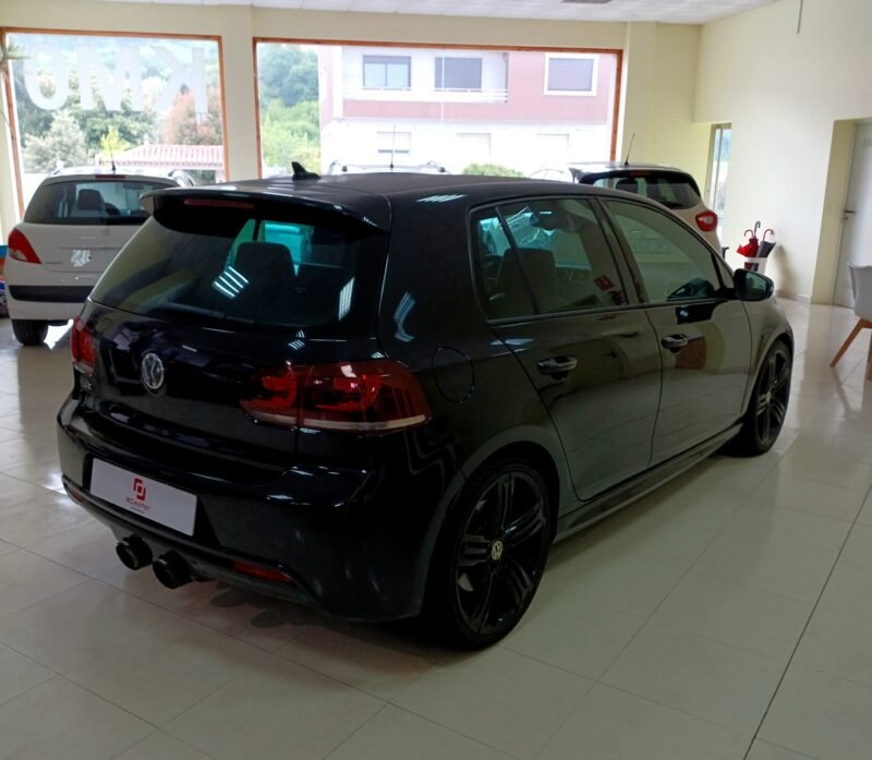 VOLKSWAGEN GOLF VI R DSG 2.0 TFSI 270 CV