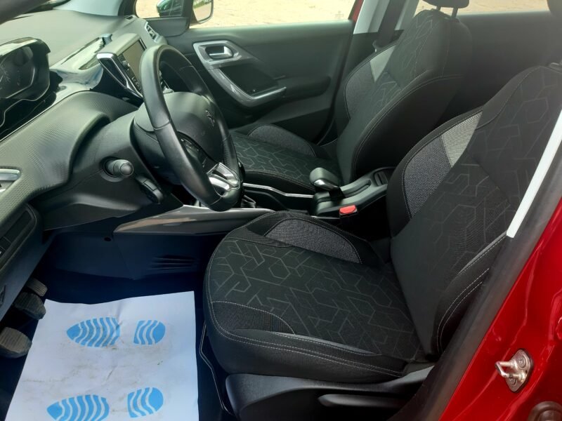 PEUGEOT 2008 1.6 hdi 100 cv Style