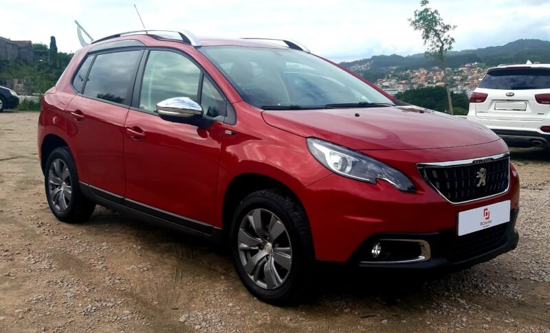 PEUGEOT 2008 1.6 hdi 100 cv Style