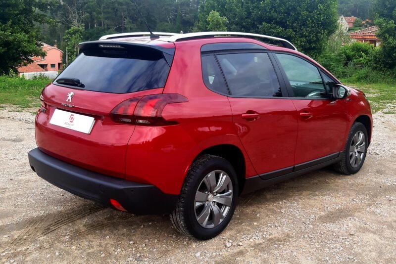 PEUGEOT 2008 1.6 hdi 100 cv Style