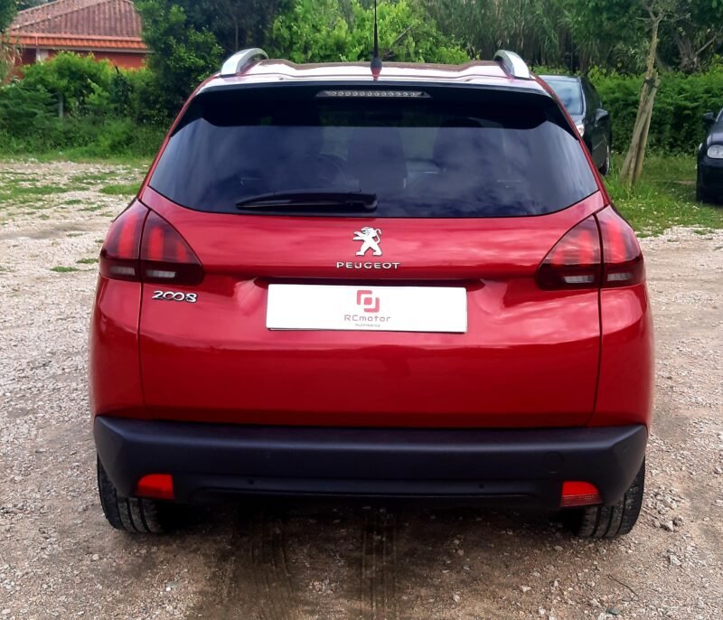 PEUGEOT 2008 1.6 hdi 100 cv Style