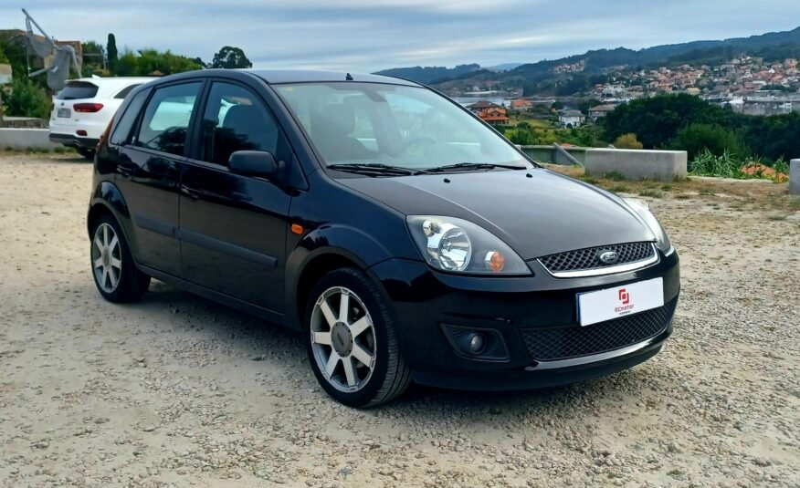 FORD Fiesta 1.6 Tdci 90 cv Guia