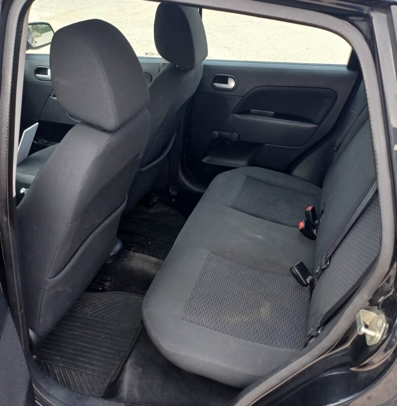 FORD Fiesta 1.6 Tdci 90 cv Guia