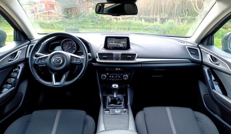 MAZDA 3 22.0 Skyactiv 165 cv black tech edition