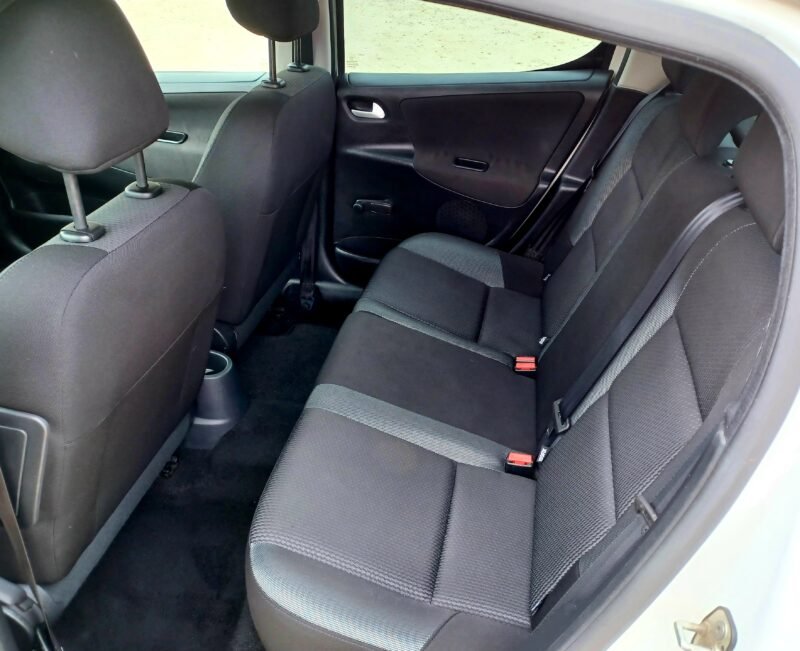 PEUGEOT 207+ 1.4 HDI 68 CV ACTIVE