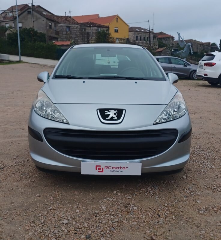 PEUGEOT 207+ 1.6 hdi 90 cv confort