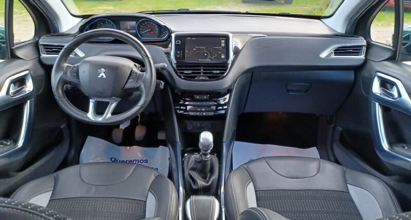 PEUGEOT 2008 1.6 e-hdi 115 cv Allure