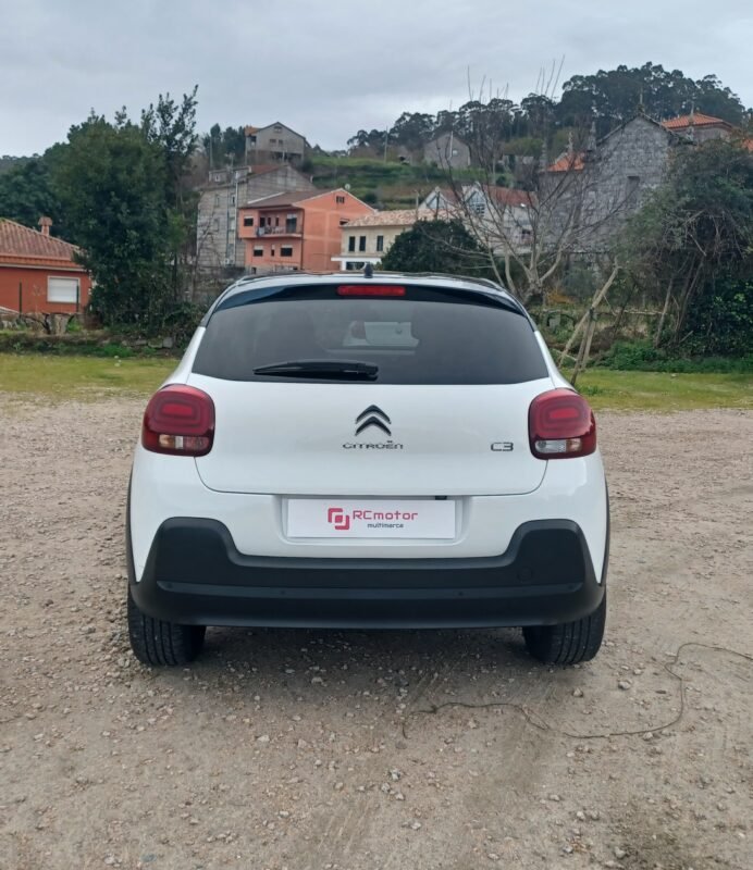 CITROEN C3 1.5 Bluehdi 100 cv Shine