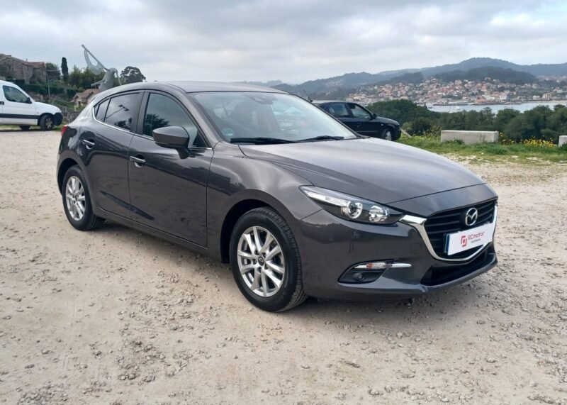 MAZDA 3 2.0 Skyactiv 120 cv EVOLUTIONNAV