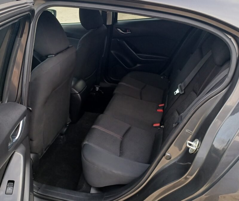 MAZDA 3 2.0 Skyactiv 120 cv EVOLUTIONNAV