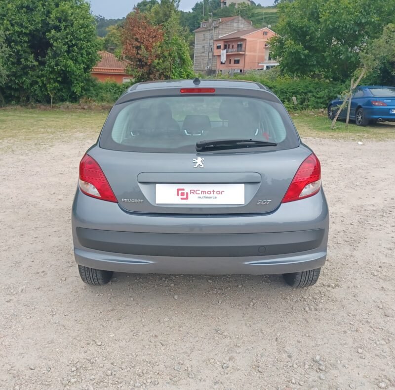 PEUGEOT 207+ 1.4 75 cv active