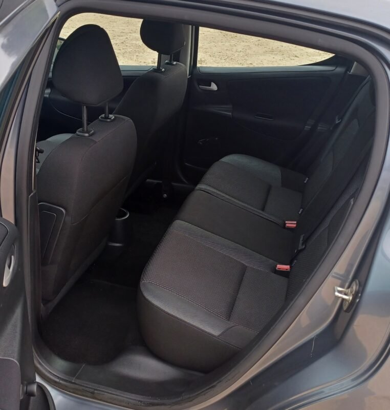 PEUGEOT 207+ 1.4 75 cv active