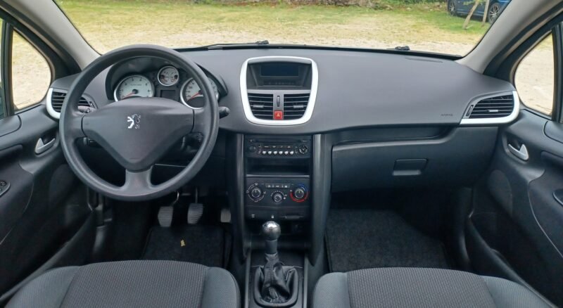 PEUGEOT 207+ 1.4 75 cv active