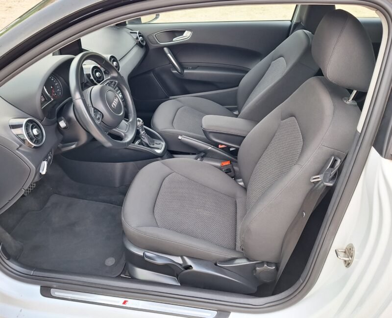 AUDI A1 Audi A1 1.0 tfsi 95 cv S tronic Ultra Adrenalin