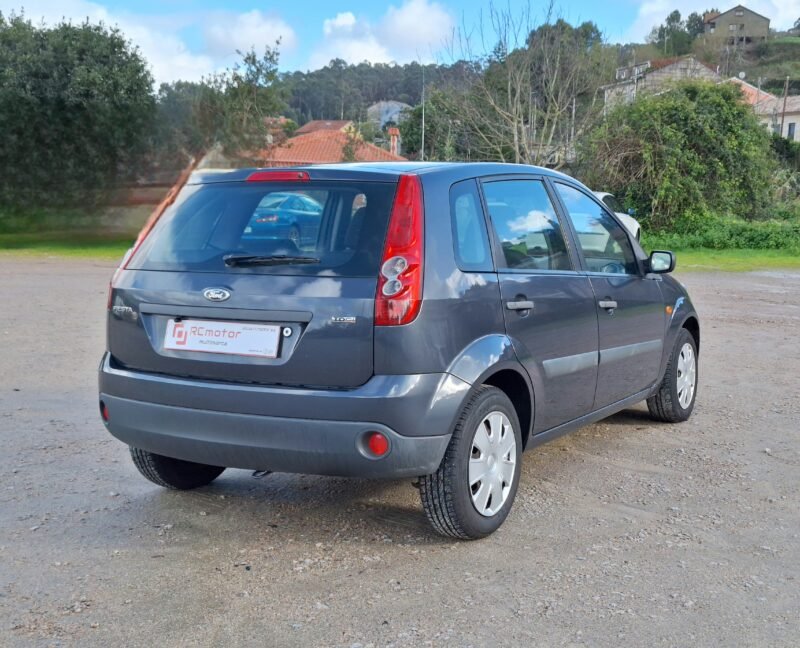 FORD Fiesta 1.4 Tdci 68 cv Ambiente