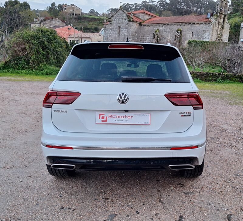 VOLKSWAGEN TIGUAN 2.0 TDI 240 cv dsg R-line 4 motion