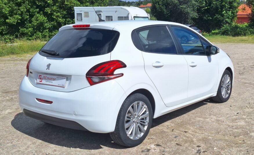 PEUGEOT 208 1.6 hdi 100 cv Style