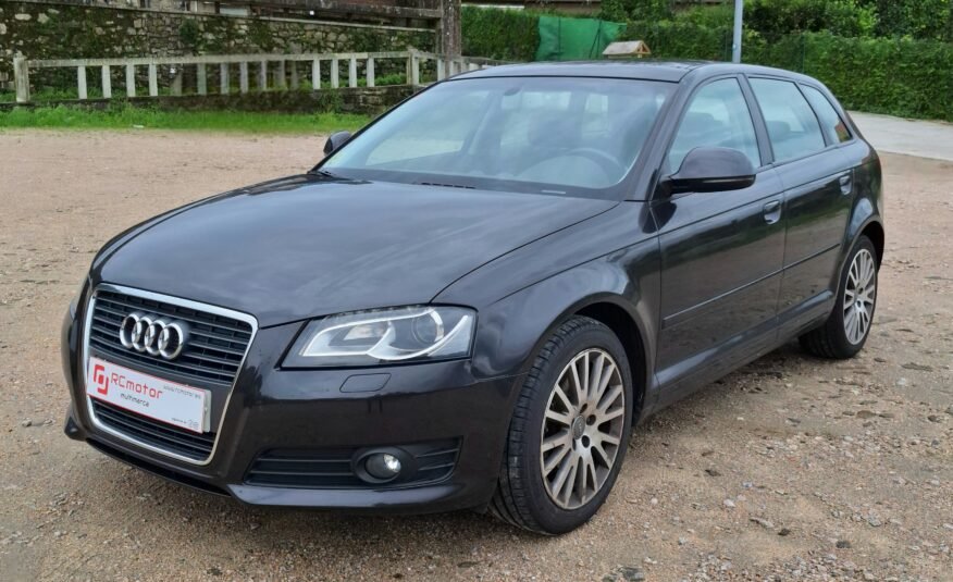 AUDI A3 2.0 Tdi 140 cv Sportback Attraction