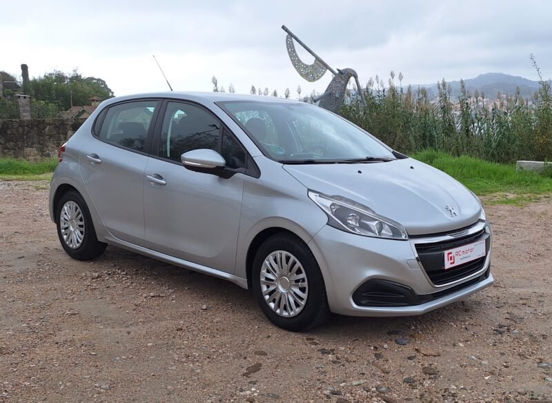 PEUGEOT 208 1.6 hdi 100 cv Active