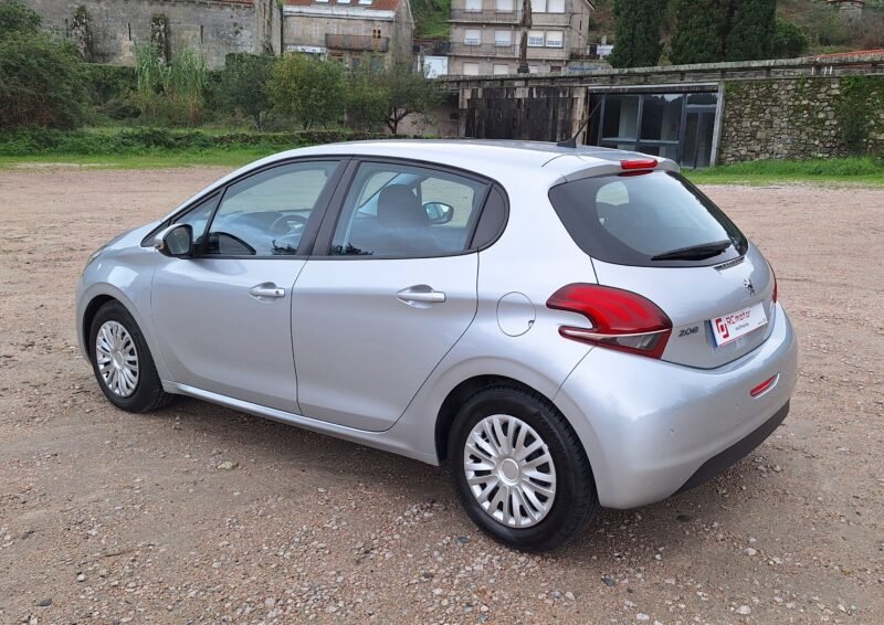 PEUGEOT 208 1.6 hdi 100 cv Active