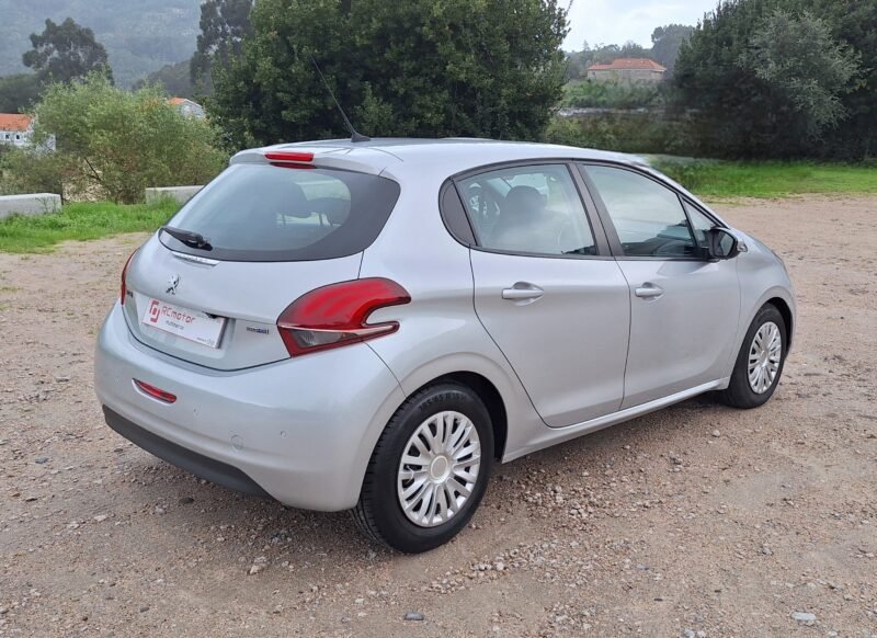 PEUGEOT 208 1.6 hdi 100 cv Active