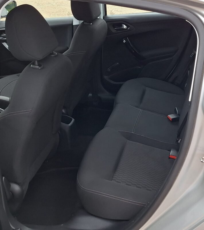 PEUGEOT 208 1.6 hdi 100 cv Active