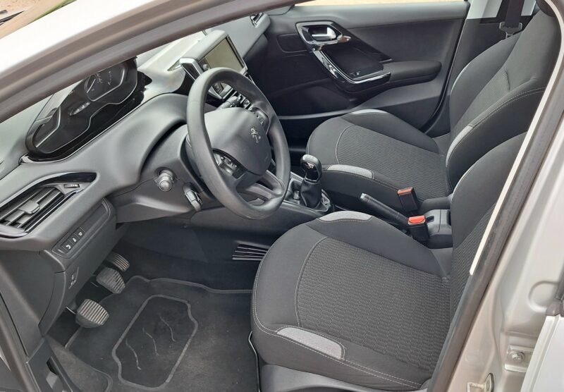 PEUGEOT 208 1.6 hdi 100 cv Active