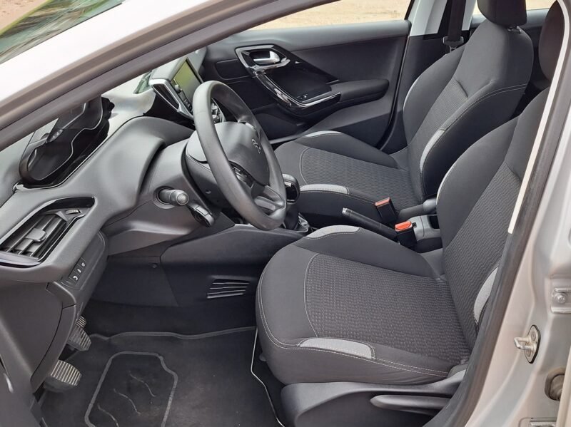 PEUGEOT 208 1.6 hdi 100 cv Active