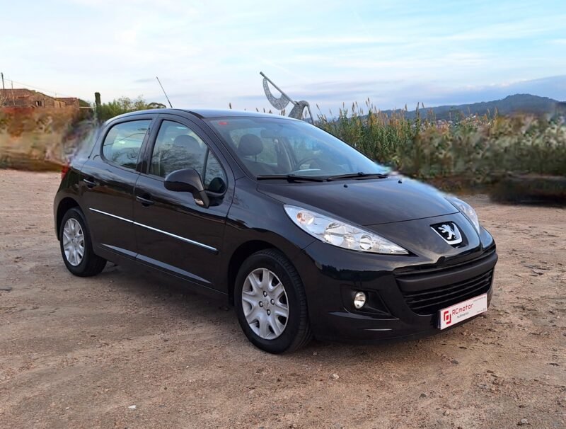 PEUGEOT 207+ 1.4 HDI 68 CV ACTIVE