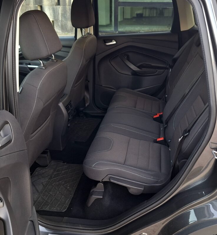 FORD Kuga 2.0 TDCI 120 cv 4×2 ASS Trend