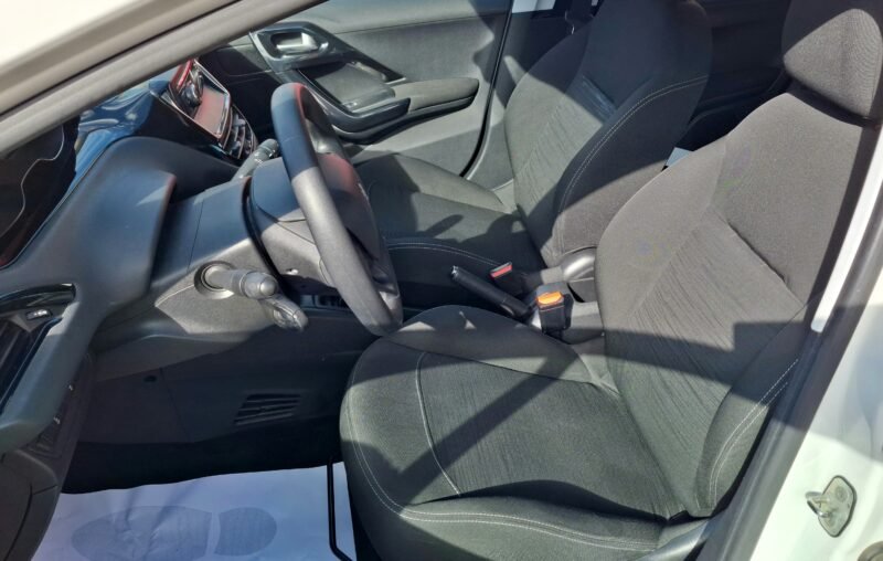 PEUGEOT 208 1.6 BlueHDI 75 Cv Access