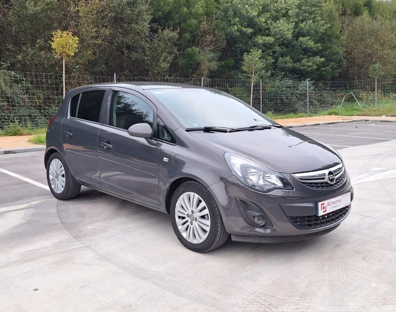 OPEL CORSA 1.4 100 CV Selective