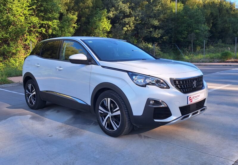 PEUGEOT 3008 1.5 BlueHdi 130 cv Allure