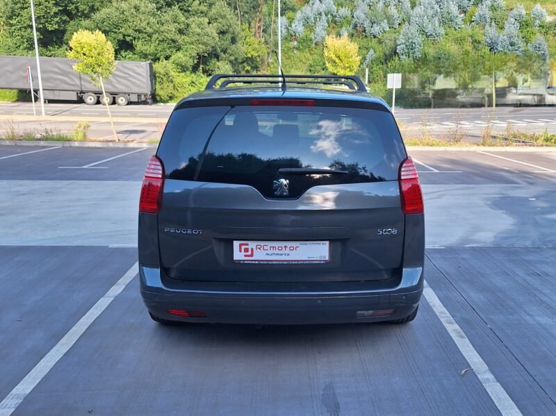 PEUGEOT 5008 2.0 Hdi 150 cv Premium