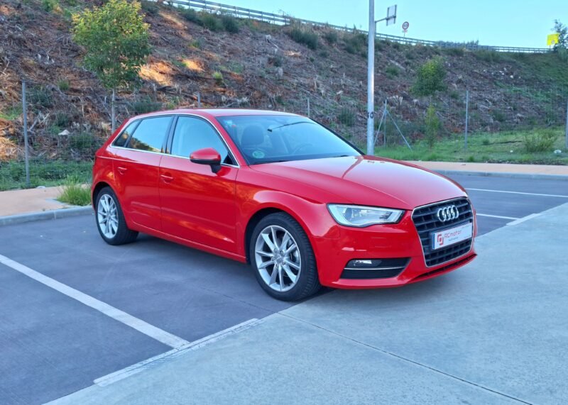 AUDI A3 2.0 TDI 150CV clean Attraction