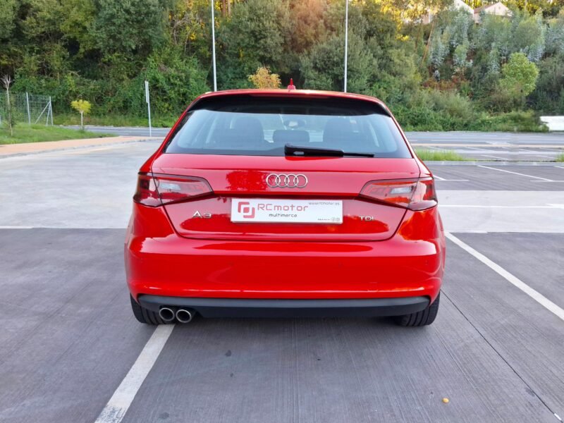AUDI A3 2.0 TDI 150CV clean Attraction